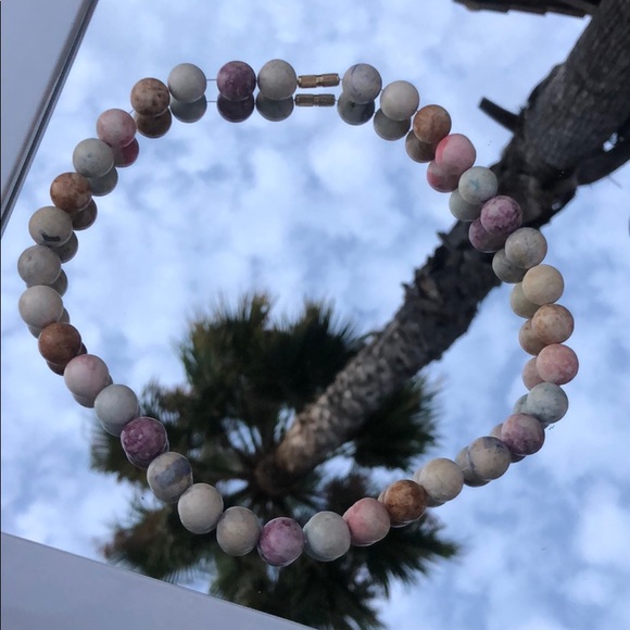 Multi-color Beaded Necklace with twist on clasp - Picture 6 of 8